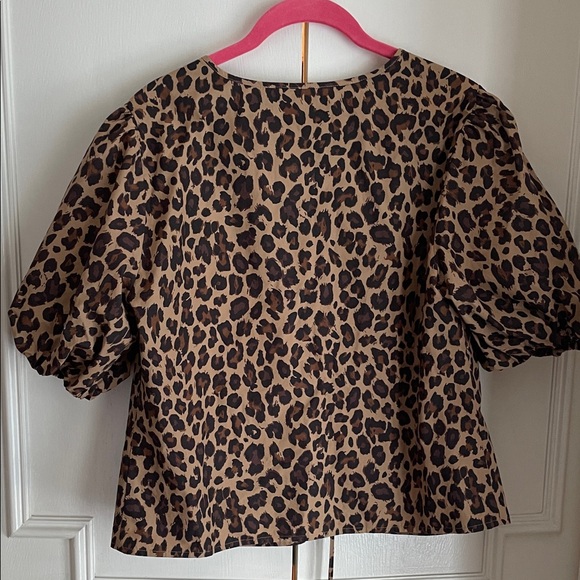 Abercrombie & Fitch Animal Print Tie-Front Top - Picture 3 of 7
